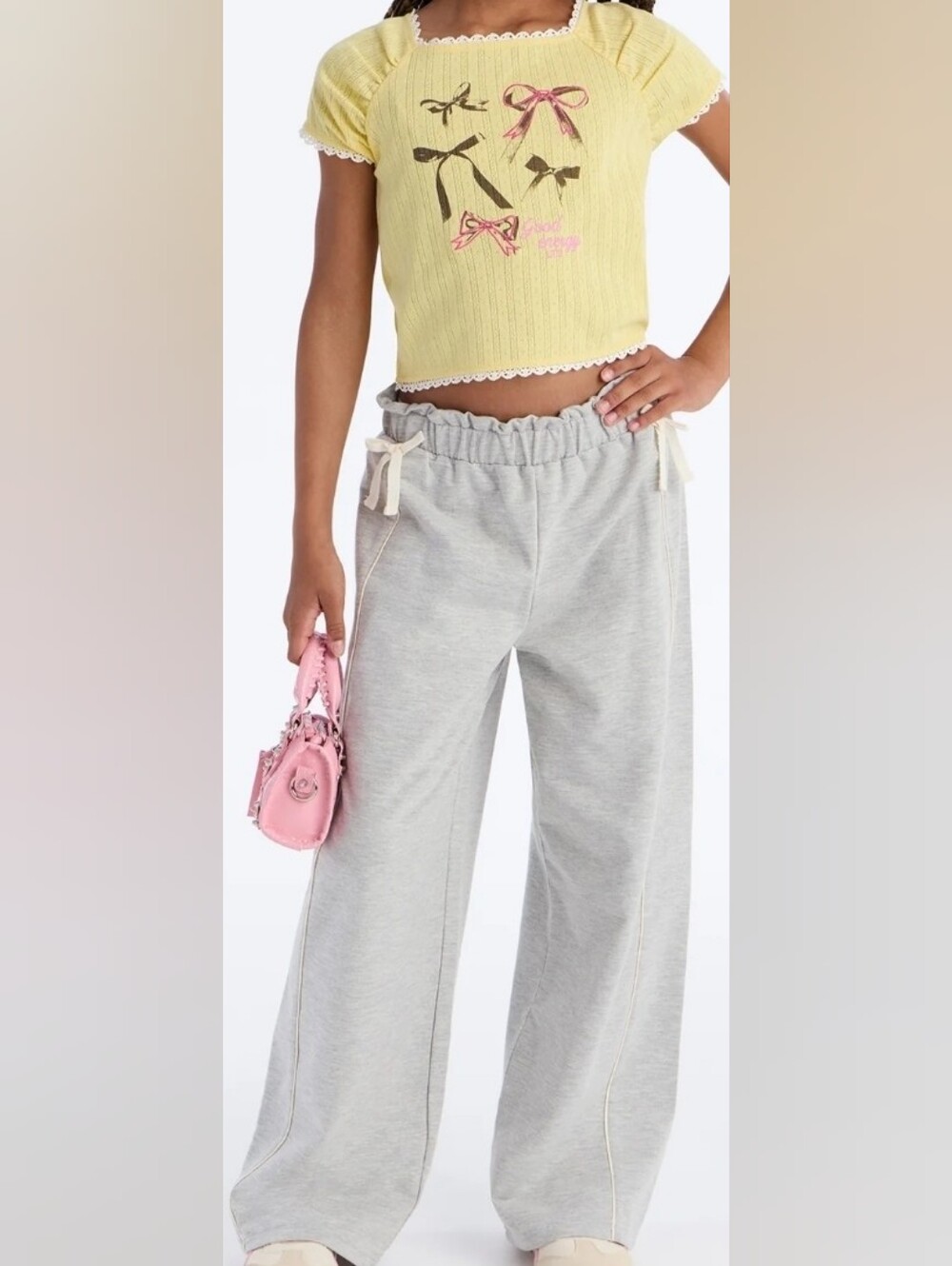 Limited Too Yellow Bow Graphic Ribbed Tee with Gray Wide-Leg Joggers